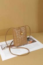 Load image into Gallery viewer, Pretty Persuasions - P25022 Small Woven Crossbody Bag: 05 Green