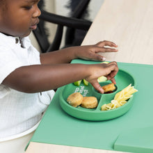 Load image into Gallery viewer, Bella Tunno - Give Peas a Chance Wonder Plate: Green