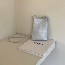 Load image into Gallery viewer, Pretty Persuasions - P25033 Small Crossbody Bag: 07 Orange