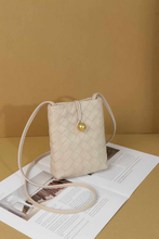 Load image into Gallery viewer, Pretty Persuasions - P25022 Small Woven Crossbody Bag: 05 Green