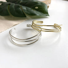 Load image into Gallery viewer, WorldFinds - Layered Waves Cuff - Gold
