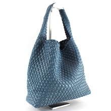 Load image into Gallery viewer, Pretty Persuasions - P23067 Woven Hobo Bag w/Cosmetic Pouch: 01 Black
