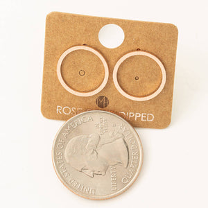 Circular Cut Out Stud Earrings: Gold