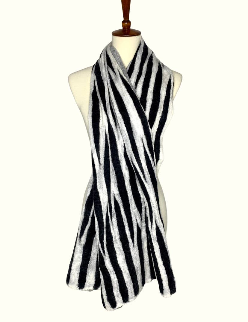 Pomegranate Moon - Black Lines Scarf